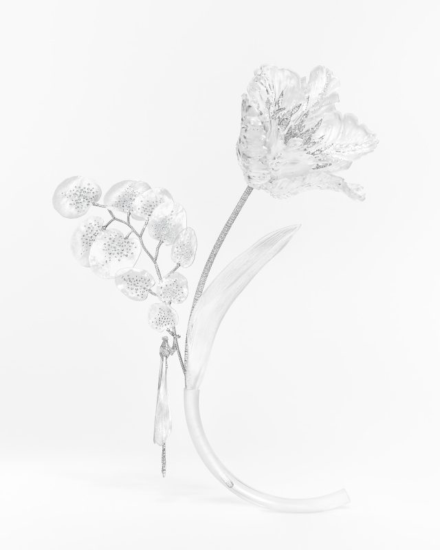 Boucheron unveil their Carte Blanche High Jewellery collection Impermanence @boucheron during Paris Couture Week. 
 
Inspired by Japan’s art of flower arranging, ikebana, and its philosophy of Wabi-Sabi - Creative Director Claire Choisne @clairechoisne has created six botanical compositions, frozen in their evanescent beauty. Each of them from composition 6 - the lightest, to composition 1 - the darkest, is an embodiment of how nature is gradually vanishing. 
 
To express this change of light to dark, the Maison harnessed cutting edge materials and techniques which push the boundaries of high jewellery such as, borosilicate glass and Vantablack which absorbs 99.4% of visible light.