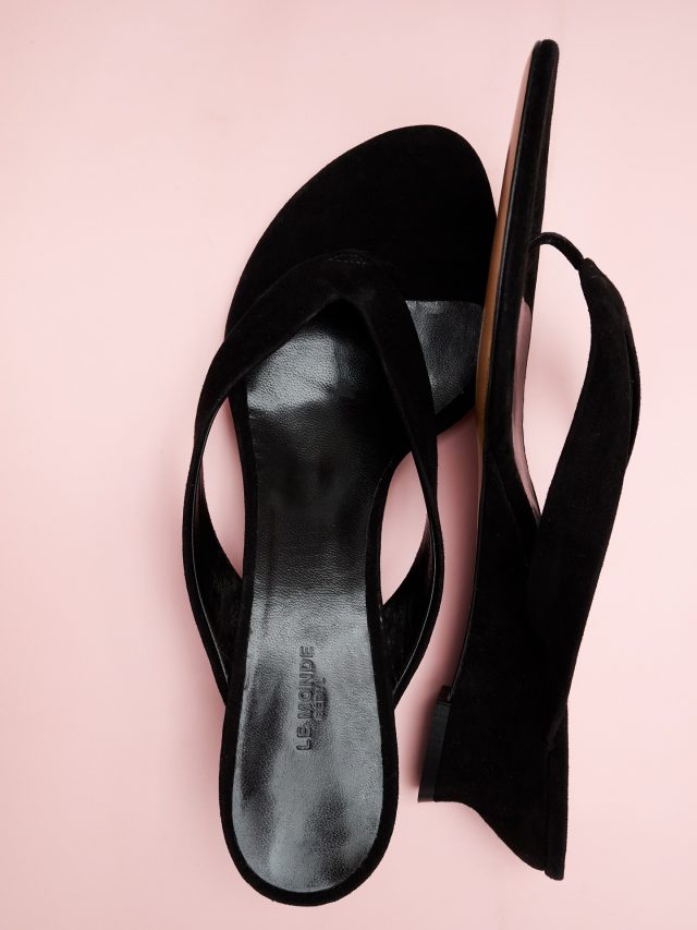 Spotlight on the Le Monde Béryl Micro Wedge Thong in @bazaarfrance August Issue 

Art Direction: @atelierfranckdurand @anaismesmaque @lise.de.martino
Photography: @stanislasmotzneidhart 
Styling: @dariadigennaro
Set-design: @nicolas_mur
Production: @calltimeproduction @hortensebernardin