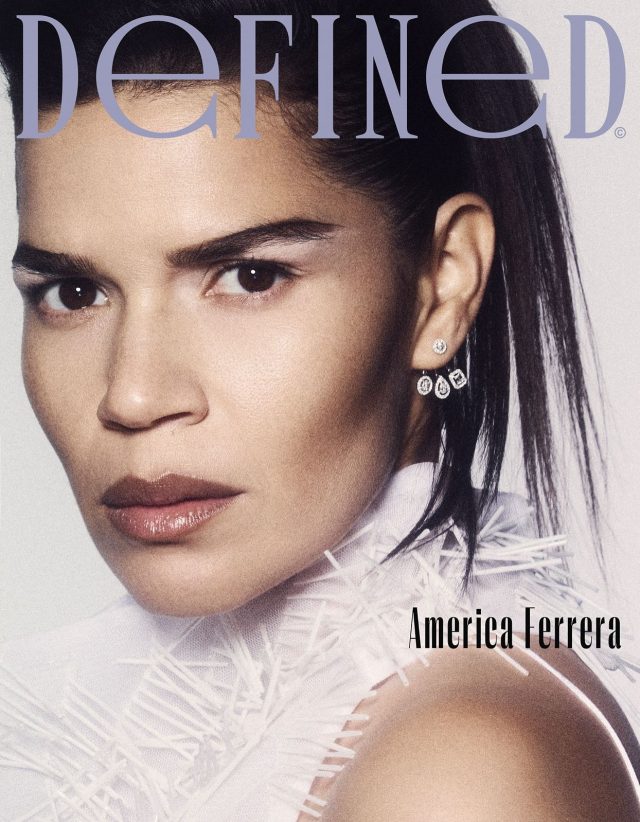 America Ferrara wearing Messika and Paula Rowan Gloves for the latest cover of Defined

Talent: America Ferrera | @americaferrera
Publication: DEFINED | @definedmag
Photographer and Founder: Rachell Smith @rachell_photo @wibagency 
Casting Director: Annabel Brog /@theannabelbrog
Interview: Hayley Campbell /@hayleycampbelly
Stylist: Sophie Ozra Cloarec @sophieozracloarec