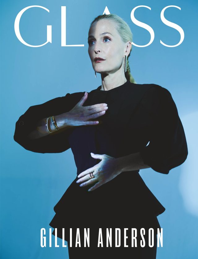 Gillian Anderson wearing @boucheron for @theglassmagazine Autumn Issue 

A huge thank you to the team ✨

Photographer: @jasonhetheringtonstudio
Stylist: @marthaward
Hair: @sandrahahnel
Makeup: @amanda.grossman
Manicurist: @chiara.ballisai
Photography assistant: @alfie_bungay
Styling assistant: @jesss_milller
Interview: @imogenclark_